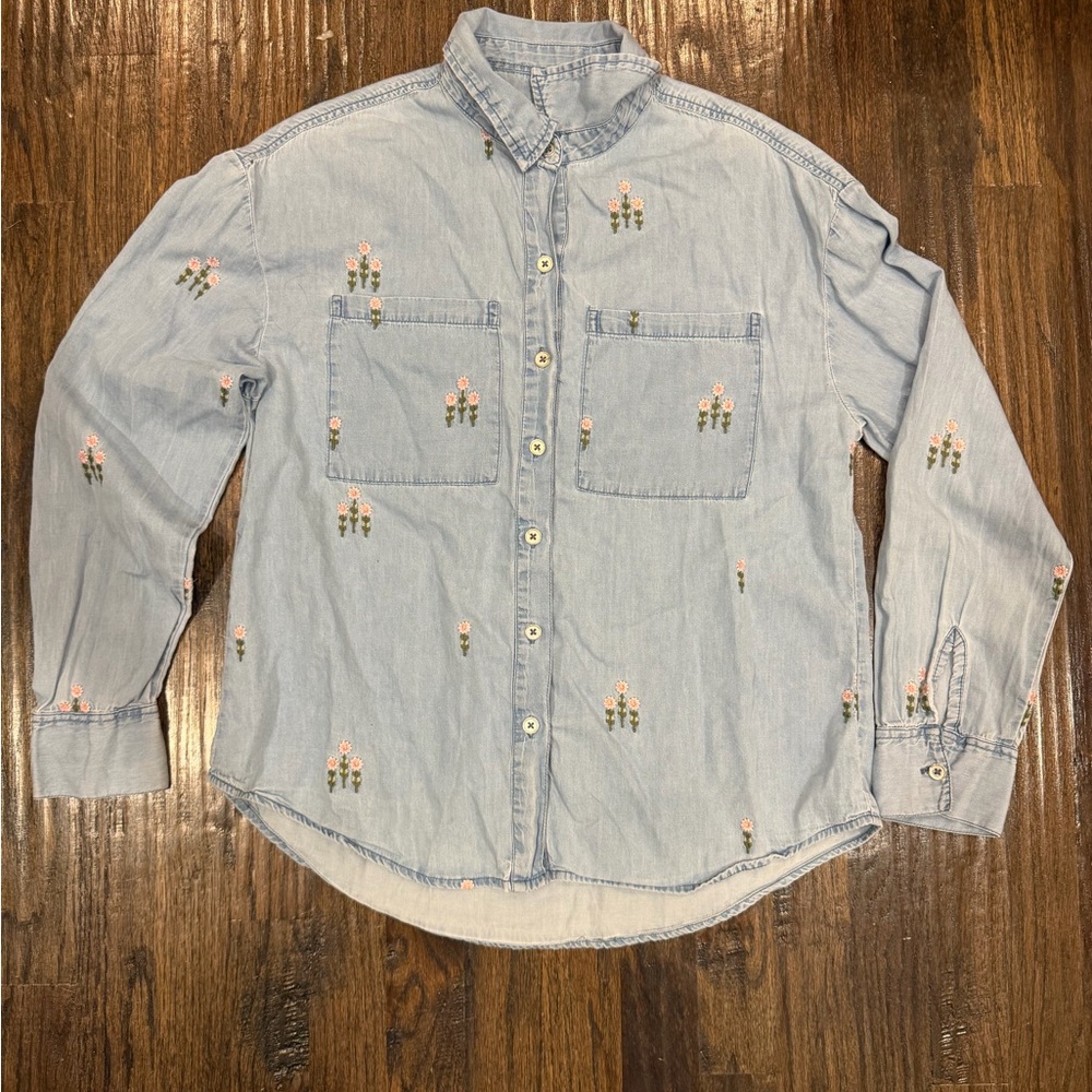 Light Blue Embroidered Floral Men's Button-Up Shirt